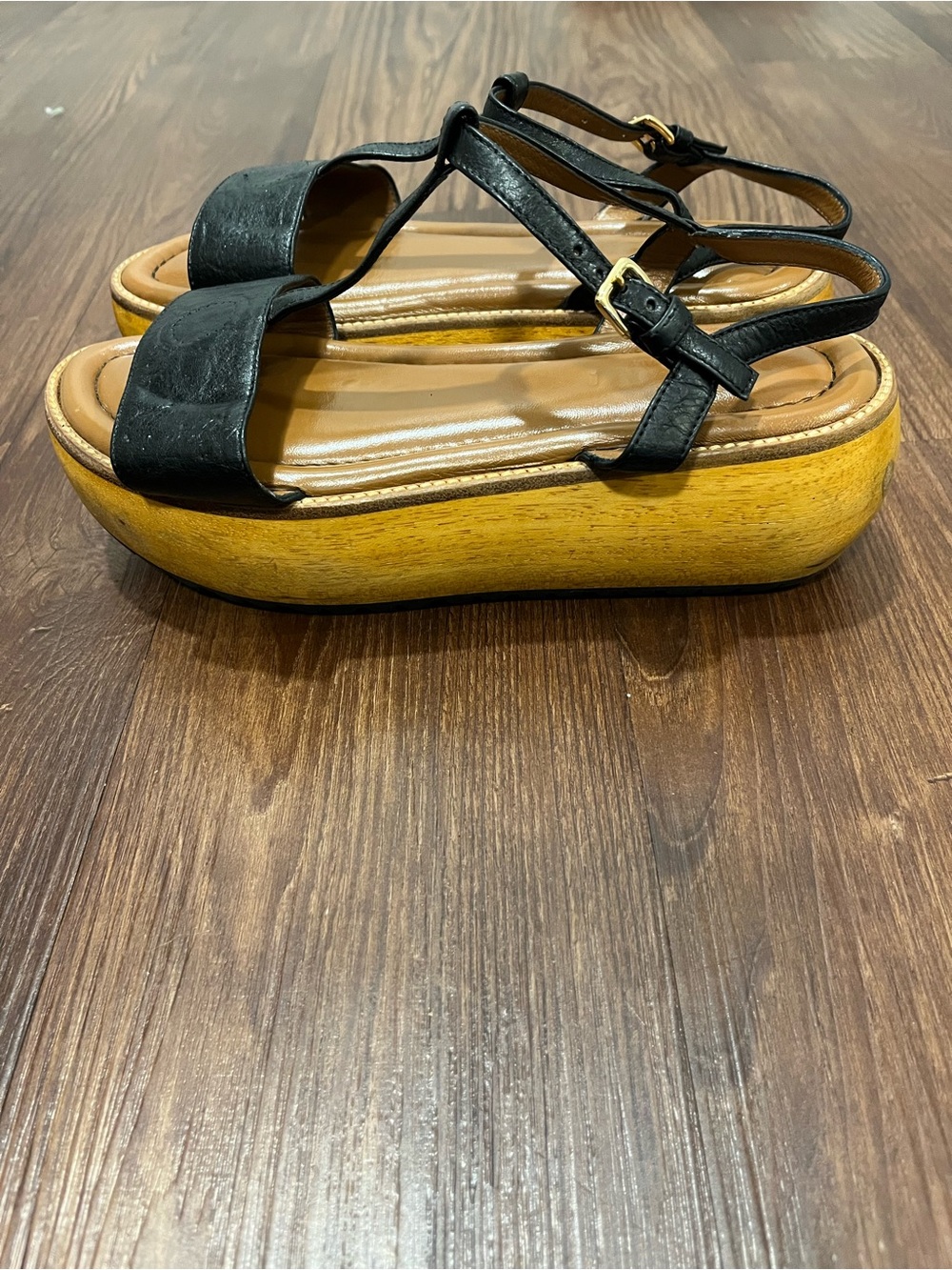 Marni Womens Platform Black
Leather Wood Sandals Size 40